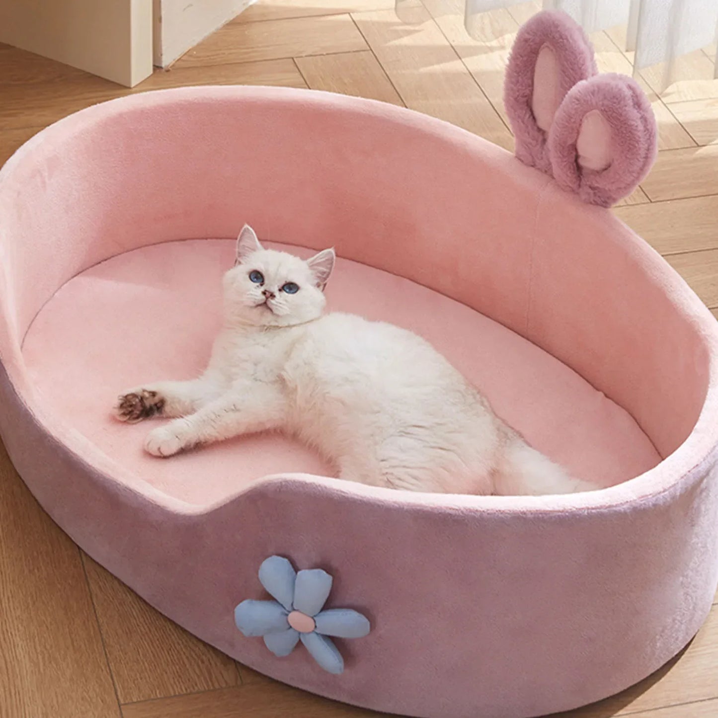 Soft Pet Bed with Detachable Washable Cover
